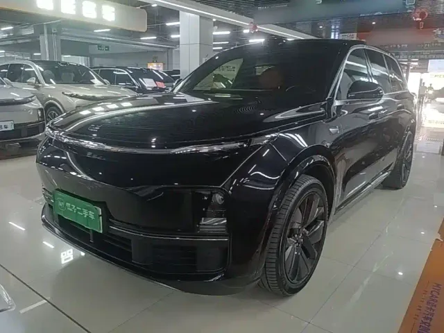 Фотография автомобиля — Li Auto L9