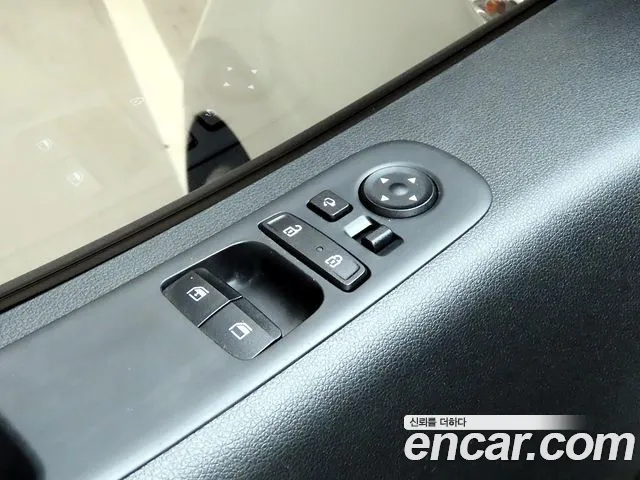 Hyundai Staria — Фото автомобиля 13