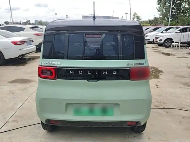 Wuling Hongguang Mini EV — Фото автомобиля 5