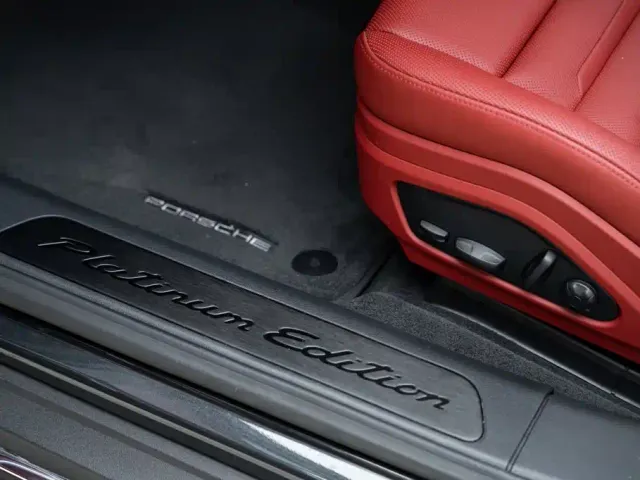 Porsche Panamera — Фото автомобиля 23
