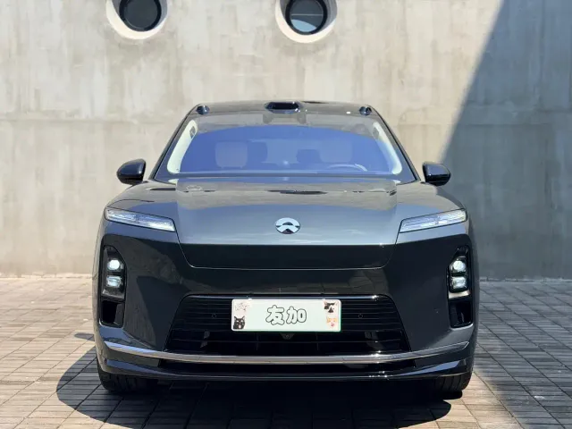 Nio ES8 — Фото автомобиля 2