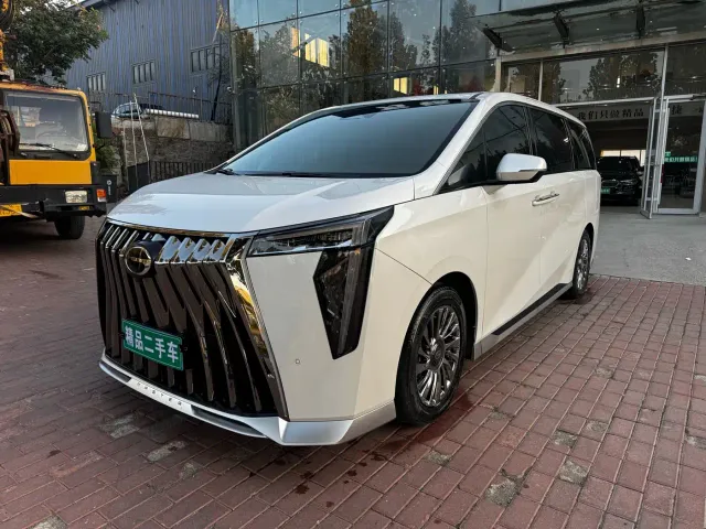 Фотография автомобиля — GAC Trumpchi M8