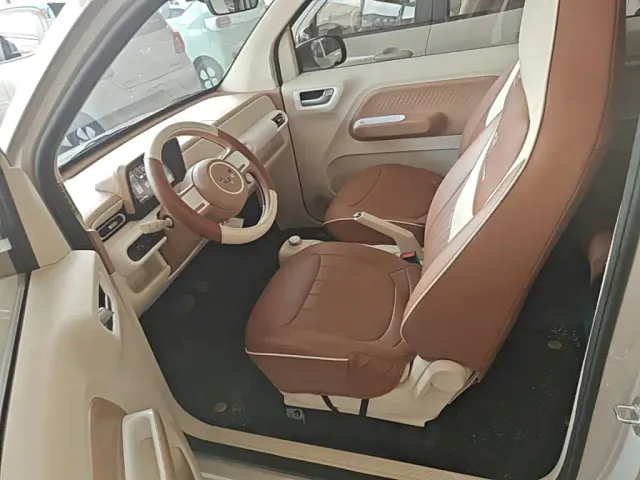 Wuling Hongguang Mini EV — Фото автомобиля 14