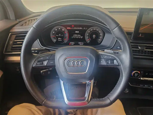 Audi Q5L Sportback — Фото автомобиля 6