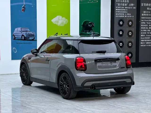 MINI Hatch — Фото автомобиля 6