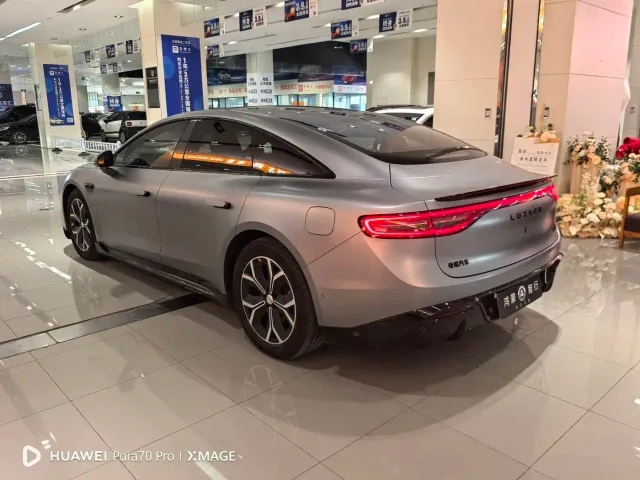 Luxeed S7 — Фото автомобиля 4