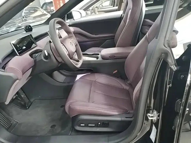 Nio ET5 Touring — Фото автомобиля 14