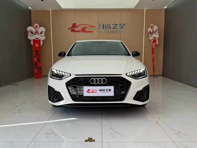 Audi A4L — Фото автомобиля 2