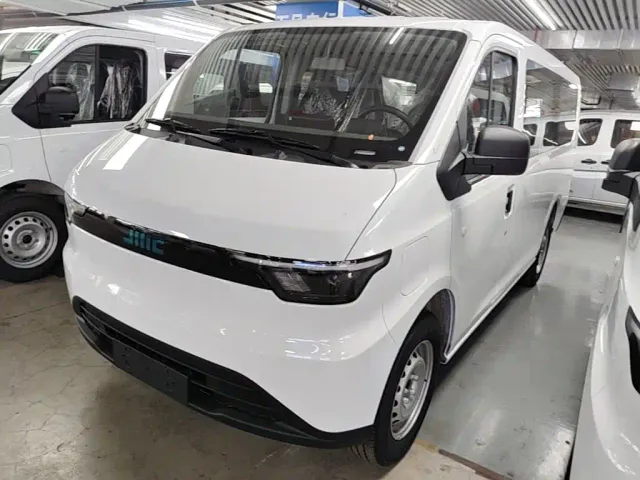 Фотография автомобиля — JMC E-Fushun