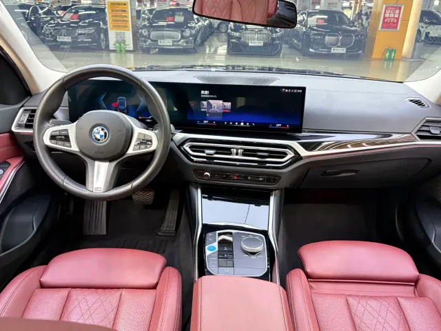 BMW i3 — Фото автомобиля 7
