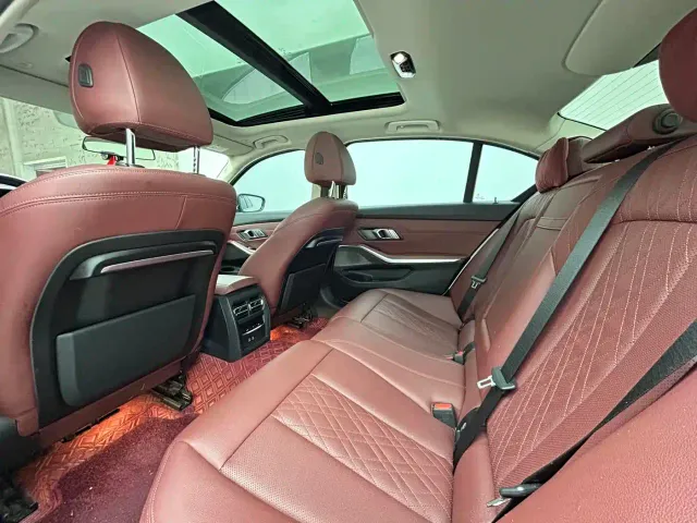 BMW 3 Series — Фото автомобиля 6