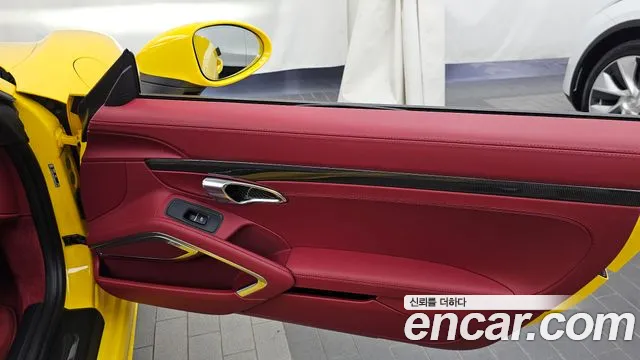 Porsche 718 — Фото автомобиля 25