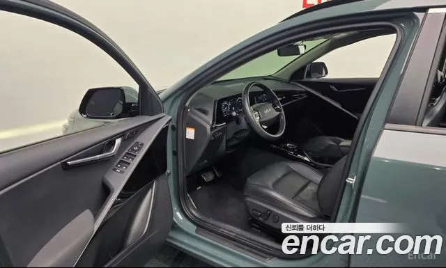 Kia Niro The All New Niro Signature — Фото автомобиля 11