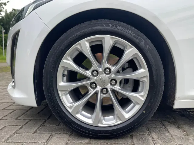 Cadillac CT5 — Фото автомобиля 20
