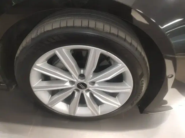 Audi A6L — Фото автомобиля 13