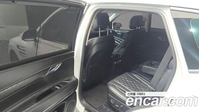 Genesis GV80 2.5T Бензин AWD — Фото автомобиля 11