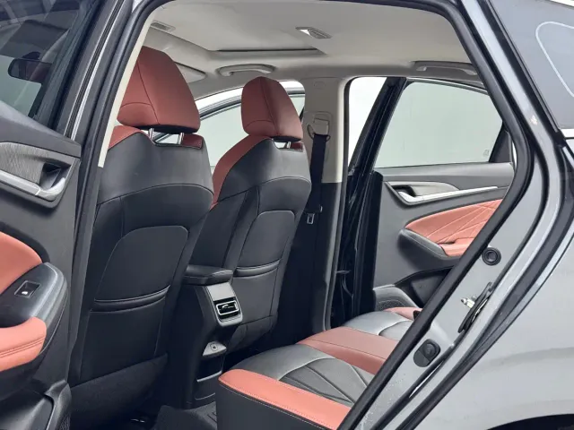 Changan Eado — Фото автомобиля 15