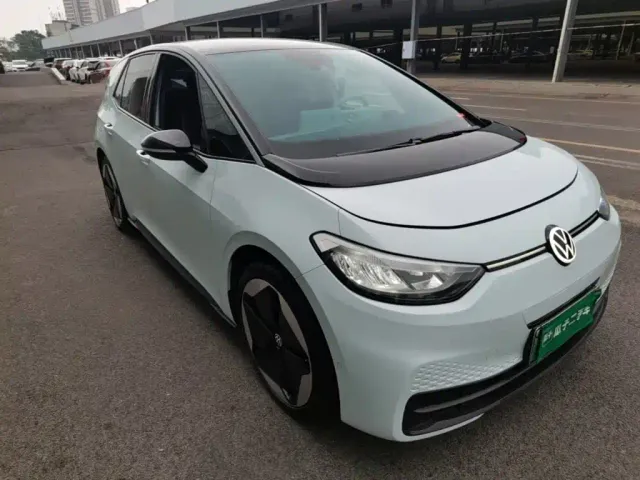 Volkswagen ID.3 — Фото автомобиля 3