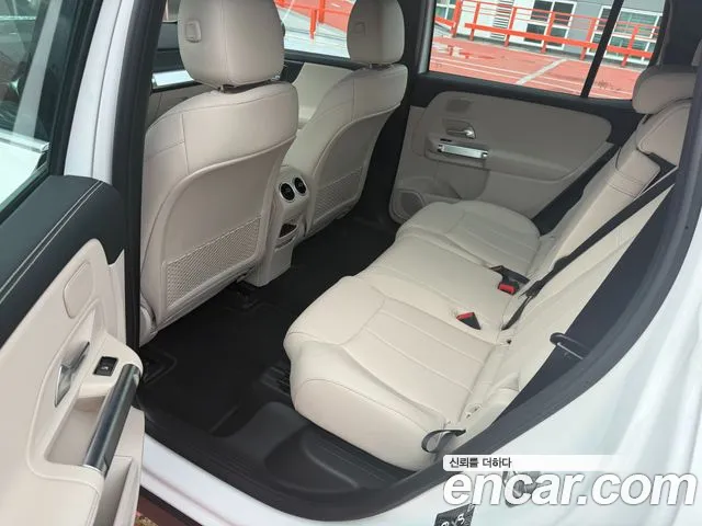 Mercedes-Benz EQB X243 — Фото автомобиля 6