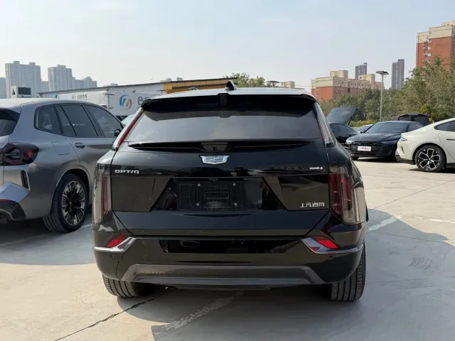 Cadillac Optiq — Фото автомобиля 8