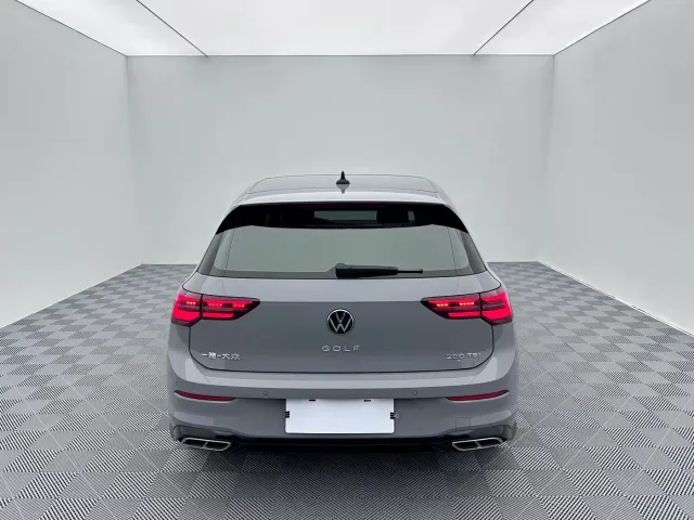 Volkswagen Golf — Фото автомобиля 5