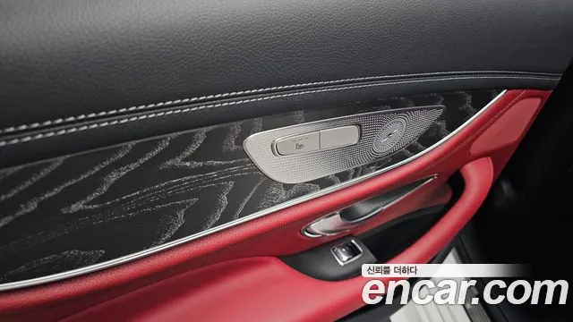 Mercedes-Benz CLS-Class — Фото автомобиля 22