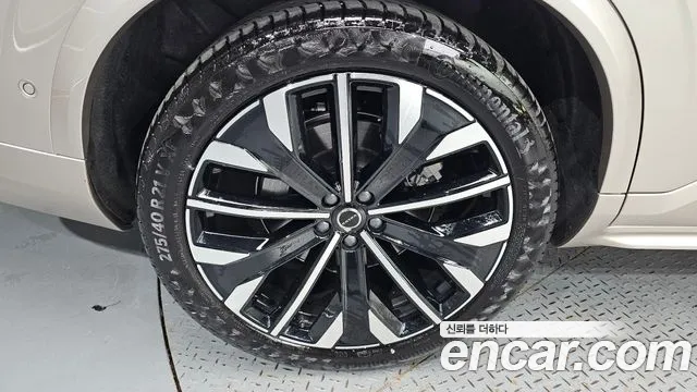 Volvo XC90 Generation 2 — Фото автомобиля 4