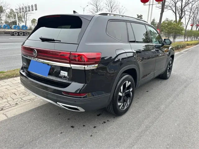 Volkswagen Teramont — Фото автомобиля 4