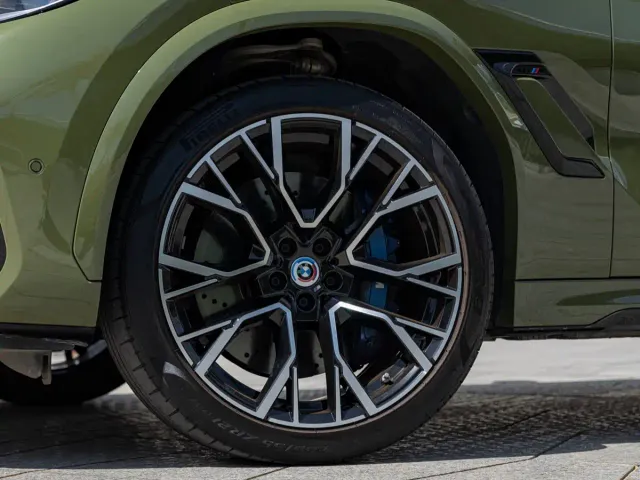 BMW X6 M — Фото автомобиля 8