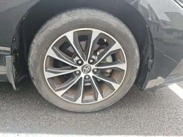 Toyota Avalon — Фото автомобиля 24
