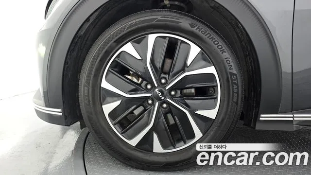 Kia EV6 — Фото автомобиля 5