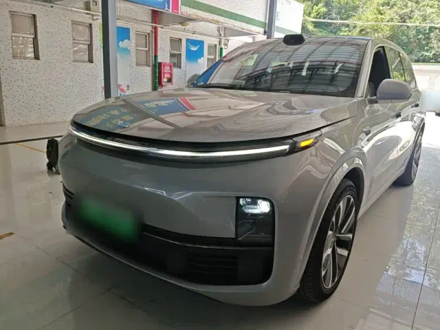 Фотография автомобиля — Li Auto L9