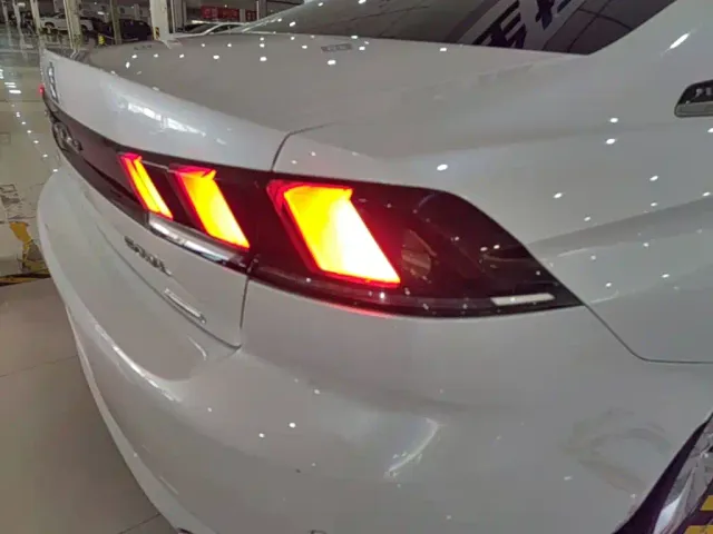 Peugeot 508 — Фото автомобиля 7