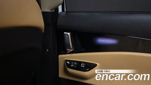 Kia Carnival 4th Gen — Фото автомобиля 25