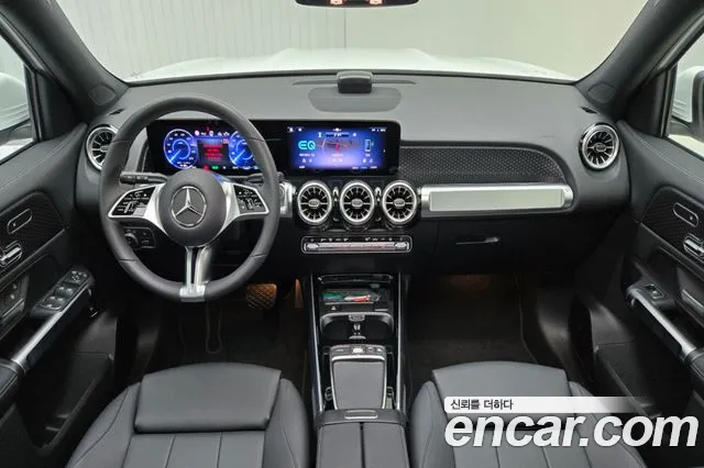 Mercedes-Benz EQB — Фото автомобиля 7