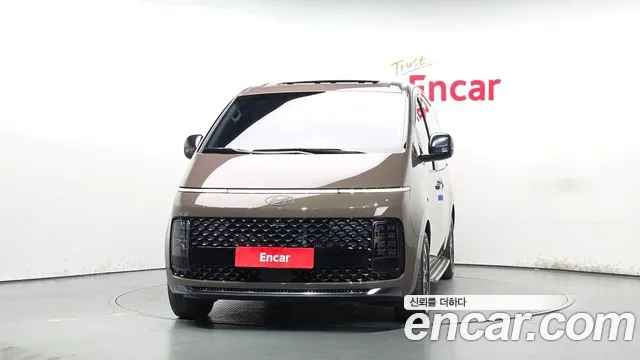 Hyundai Staria — Фото автомобиля 3