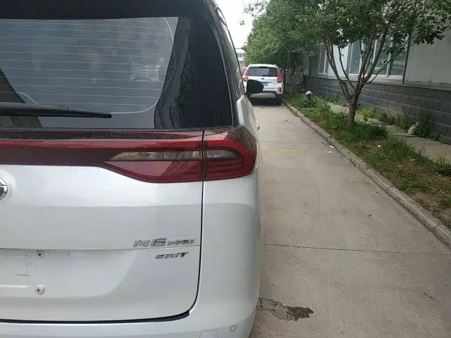 GAC Trumpchi M6 — Фото автомобиля 23