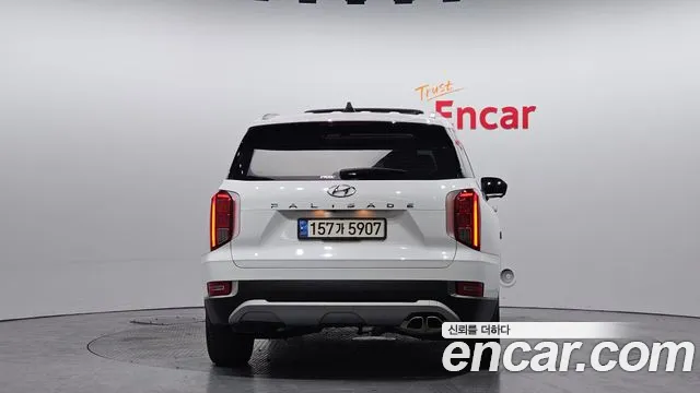 Hyundai Palisade Palisade Дизель 2.2 2WD — Фото автомобиля 4