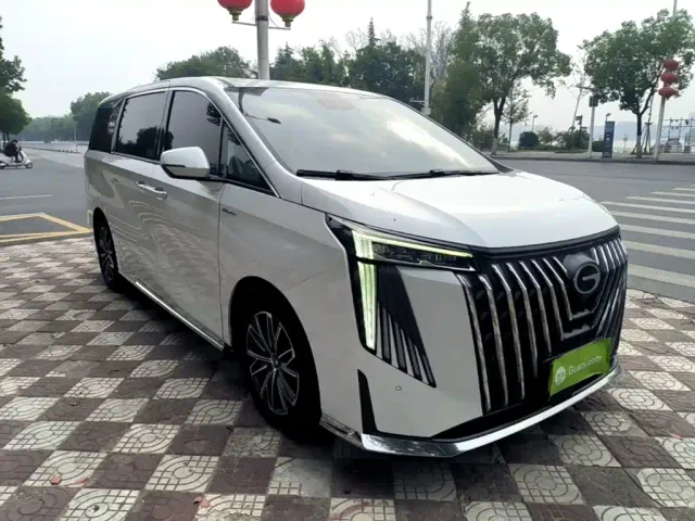 GAC Trumpchi M8 — Фото автомобиля 3