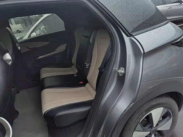 BYD Dolphin — Фото автомобиля 16
