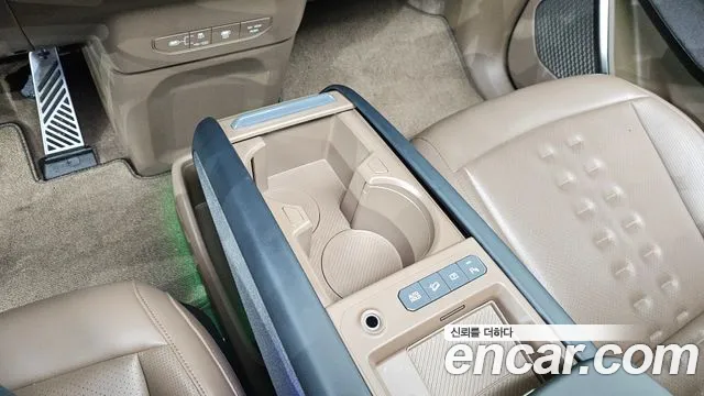 Kia EV9 — Фото автомобиля 18