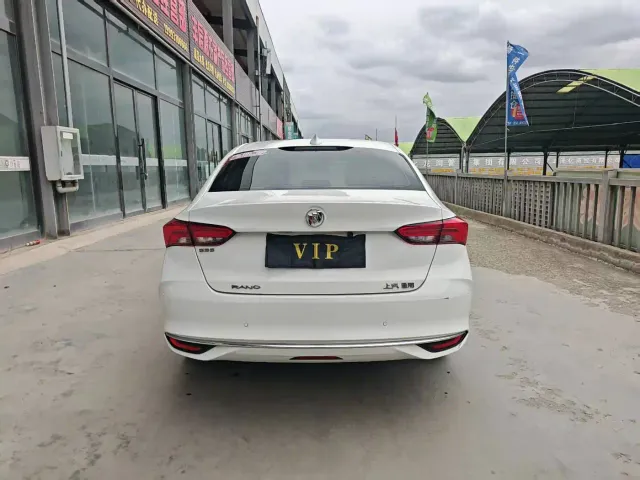 Buick Verano — Фото автомобиля 5