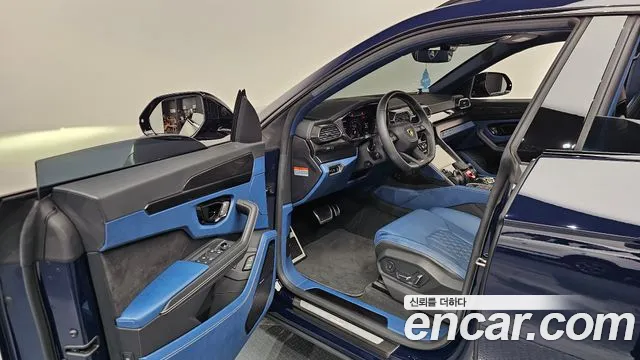 Lamborghini Urus — Фото автомобиля 6