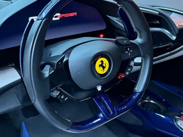 Ferrari SF90 — Фото автомобиля 10