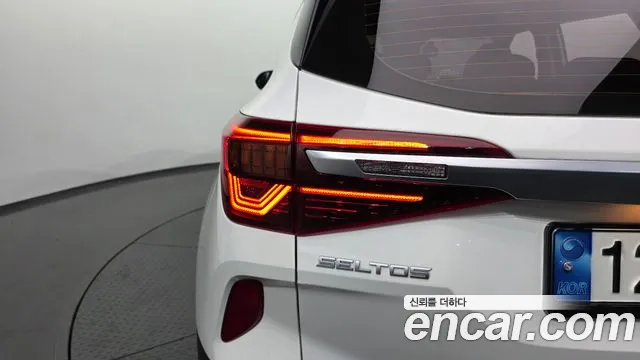 Kia Seltos — Фото автомобиля 8
