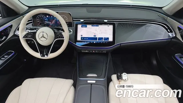 Mercedes-Benz E-Class — Фото автомобиля 7
