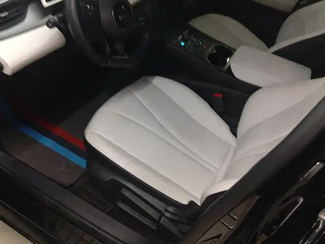 BYD Seal 05 DM-i — Фото автомобиля 9