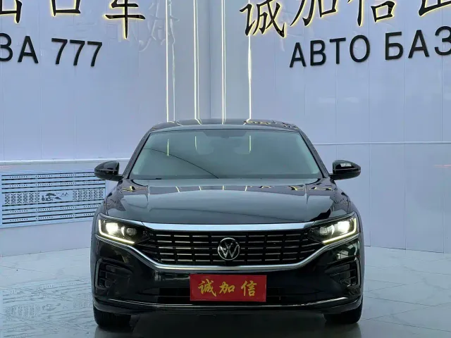 Volkswagen Passat — Фото автомобиля 2
