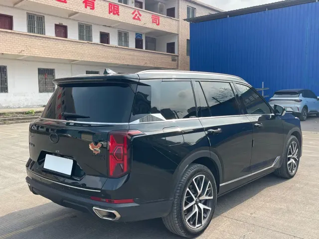 GAC Trumpchi GS8 — Фото автомобиля 5