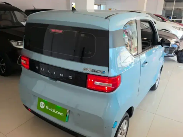 Wuling Hongguang Mini EV — Фото автомобиля 6